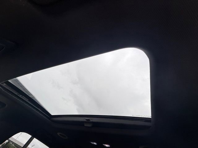 Used 2023 Buick Enclave Essence w/ Experience Buick Package image 7