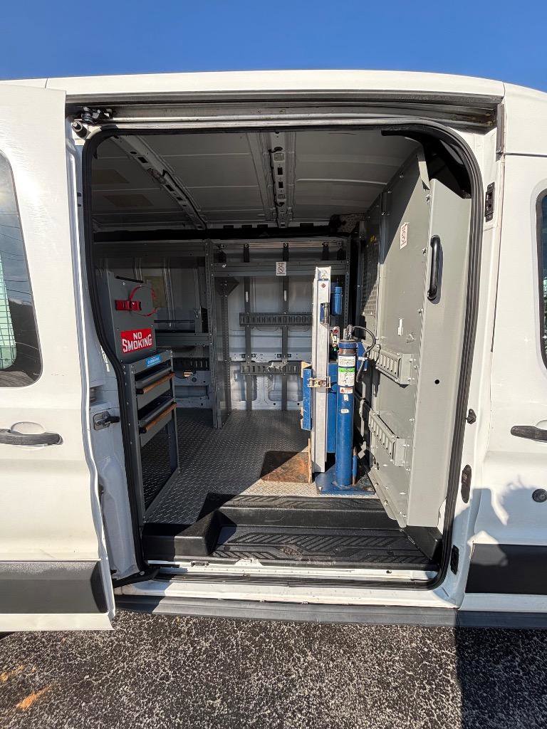 Used 2017 Ford Transit 350 148 Medium Roof image 20