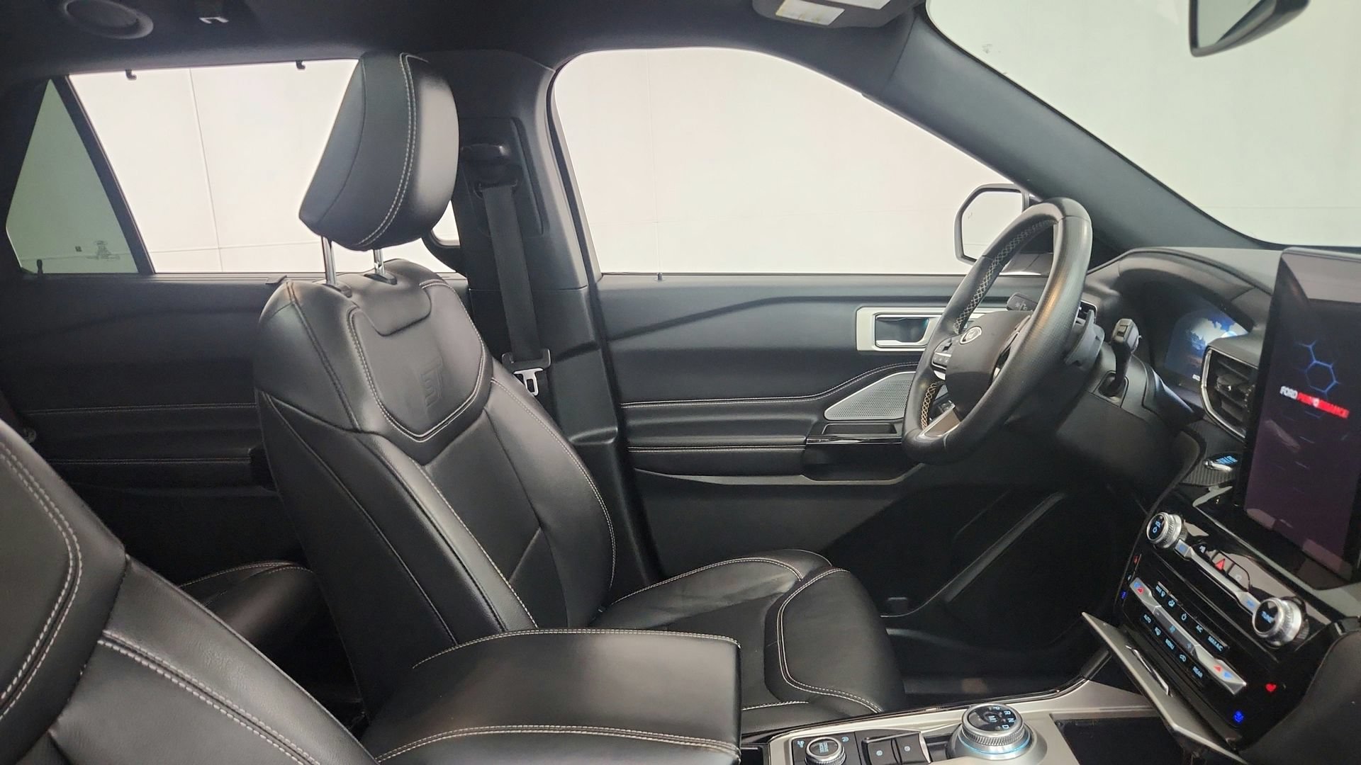 Used 2021 Ford Explorer ST w/ Equipment Group 401A AWD/4WD image 27