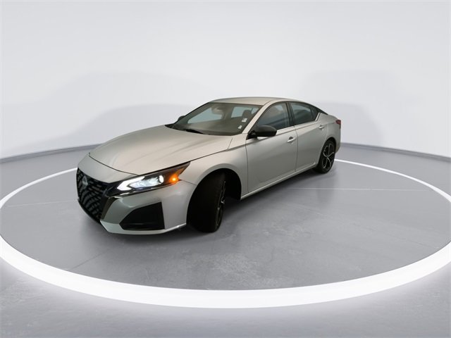 Used 2024 Nissan Altima 2.5 SR image 8