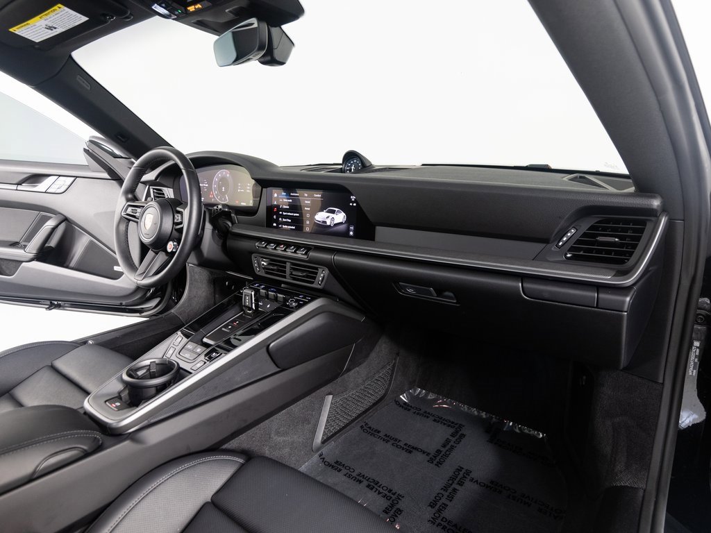 Certified 2025 Porsche 911 Carrera image 31