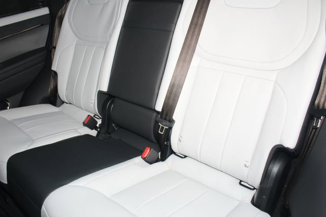 Used 2025 Land Rover Range Rover Sport Dynamic SE image 22