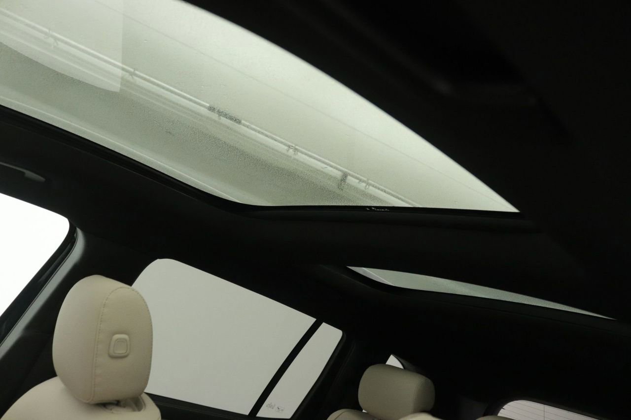 New 2026 Mercedes-Benz GLB 250 image 14