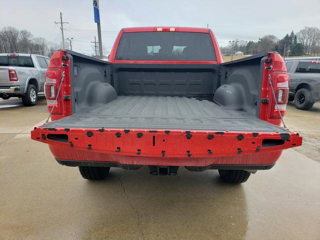Used 2024 RAM 2500 Big Horn w/ Safety Group image 8