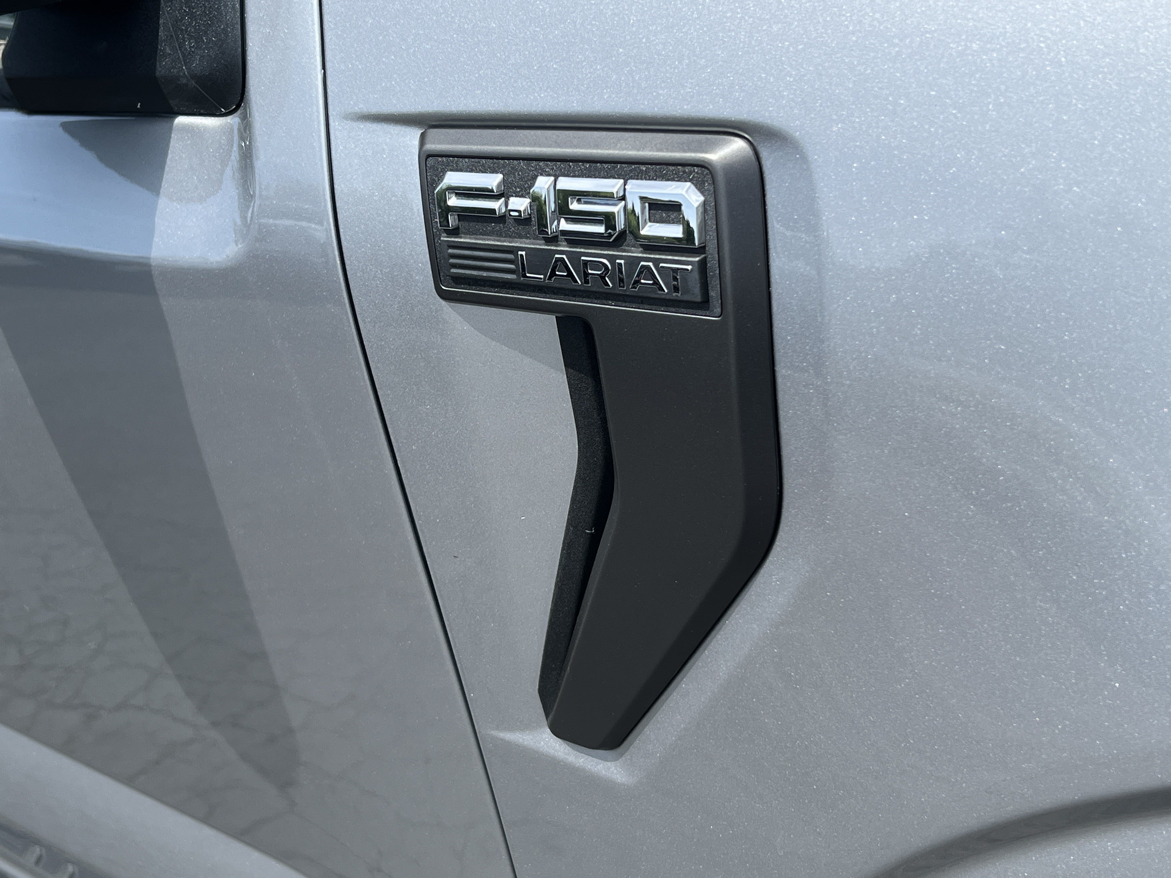 Used 2023 Ford F150 Lariat w/ Equipment Group 502A High AWD/4WD image 9
