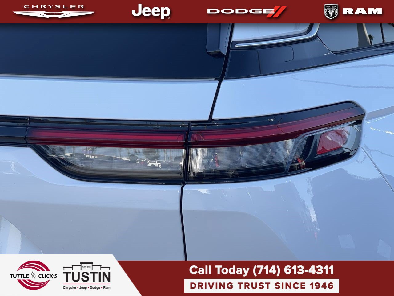 Used 2023 Jeep Grand Cherokee 4WD 4xe image 9