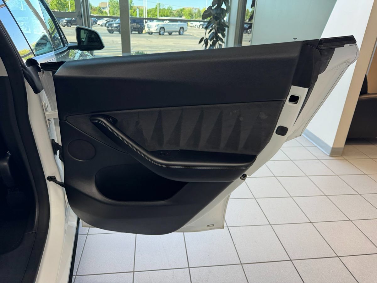 Used 2021 Tesla Model Y Long Range AWD/4WD image 78