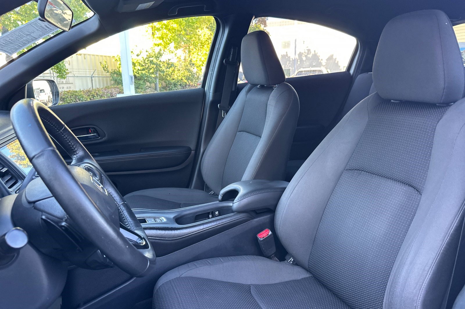 Used 2022 Honda HR-V Sport image 5