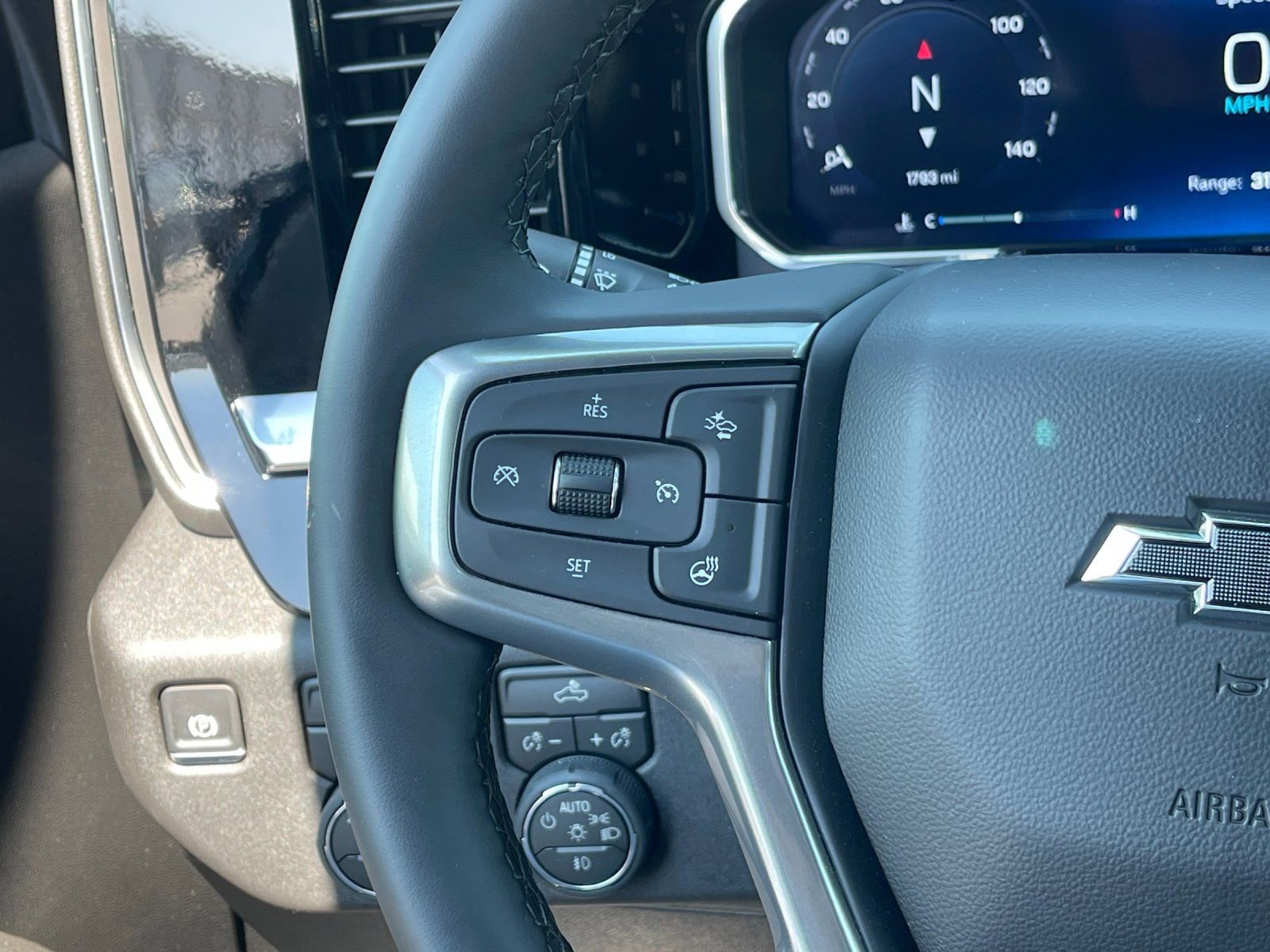 Used 2026 Chevrolet Silverado 1500 RST w/ LPO, Dark Essentials Package image 26