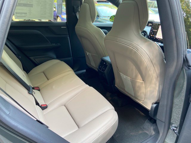 New 2027 Volvo EX60 Ultra AWD/4WD image 18