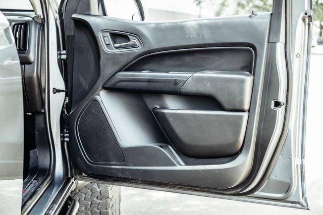 Used 2019 Chevrolet Colorado ZR2 w/ Colorado ZR2 Bison Edition AWD/4WD image 73