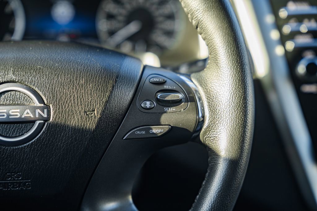 Used 2023 Nissan Murano SV image 28