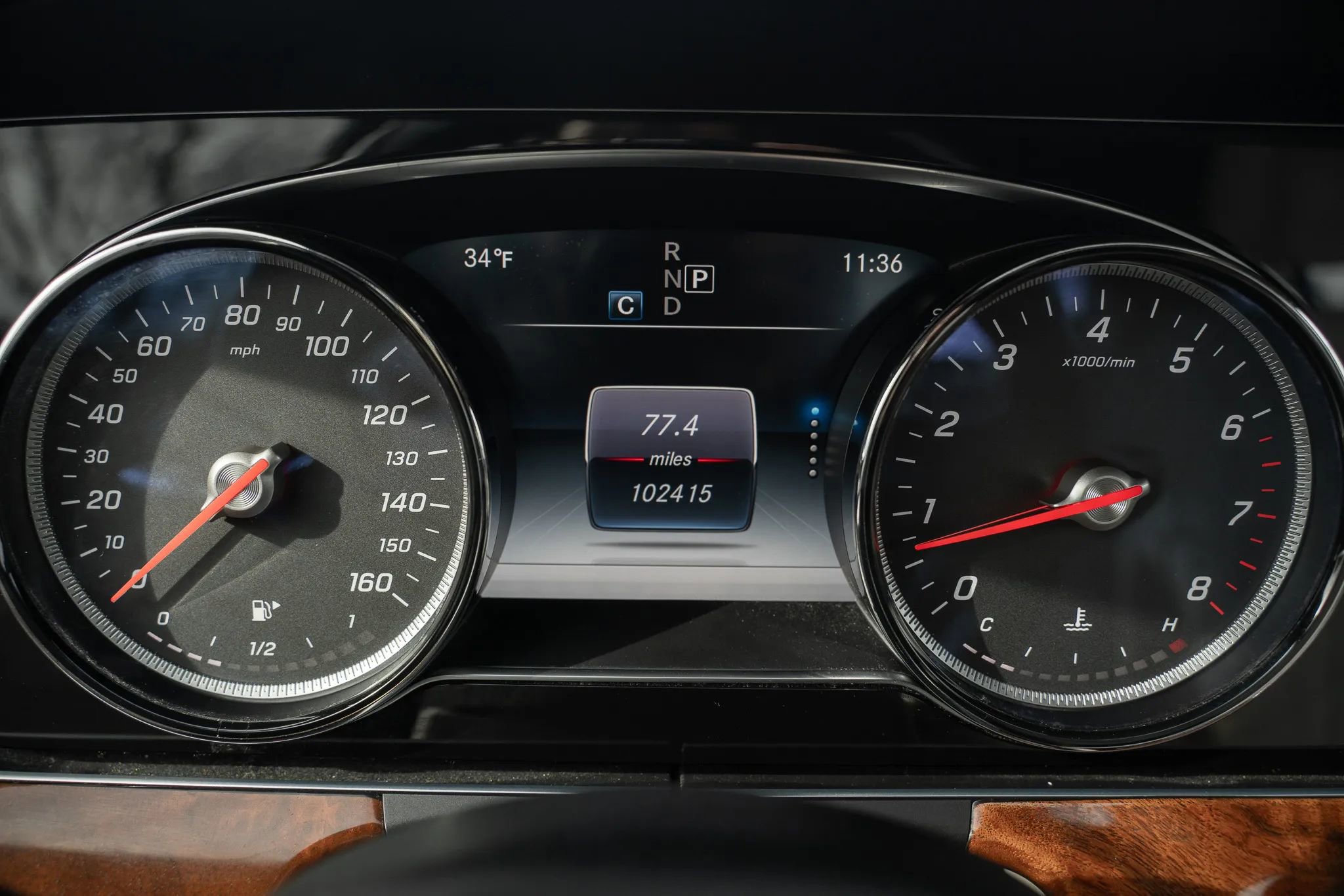 Used 2018 Mercedes-Benz E 300 4MATIC image 23