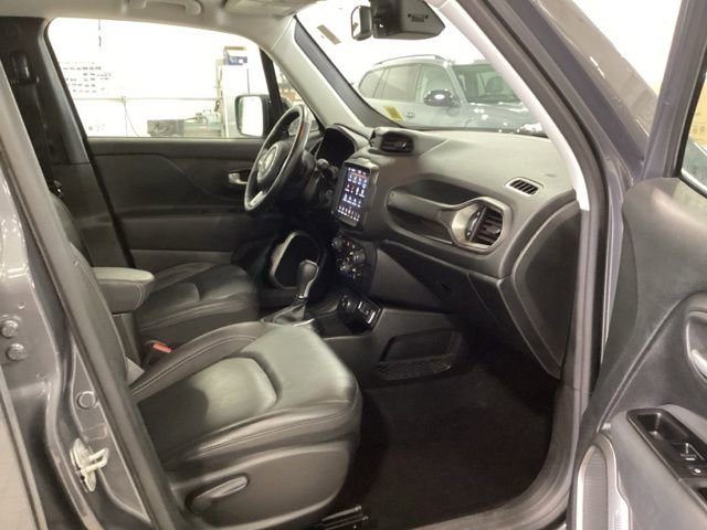 Used 2023 Jeep Renegade Limited image 20