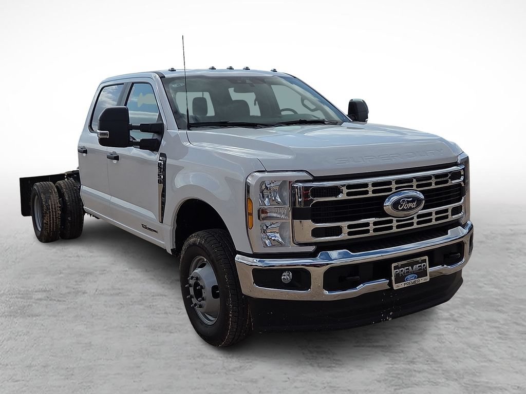 New 2026 Ford F350 XL w/ XL Chrome Package AWD/4WD image 1