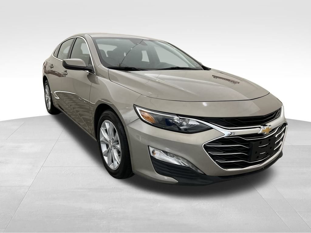 Used 2025 Chevrolet Malibu LT image 8