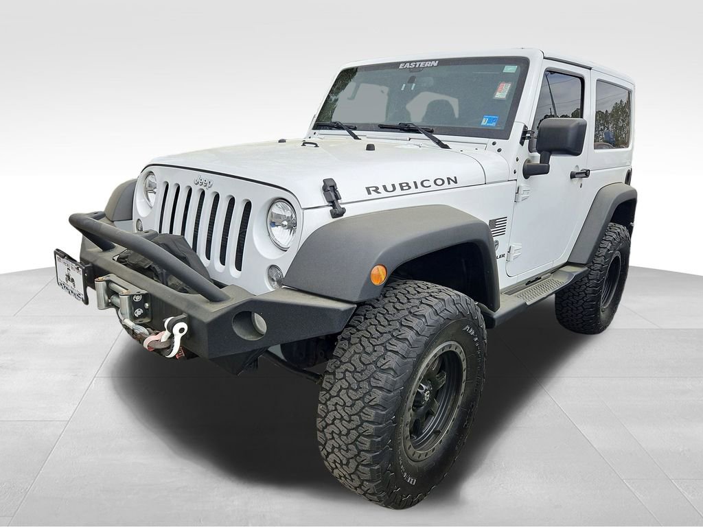 Used 2016 Jeep Wrangler Rubicon w/ Power Convenience Group image 3