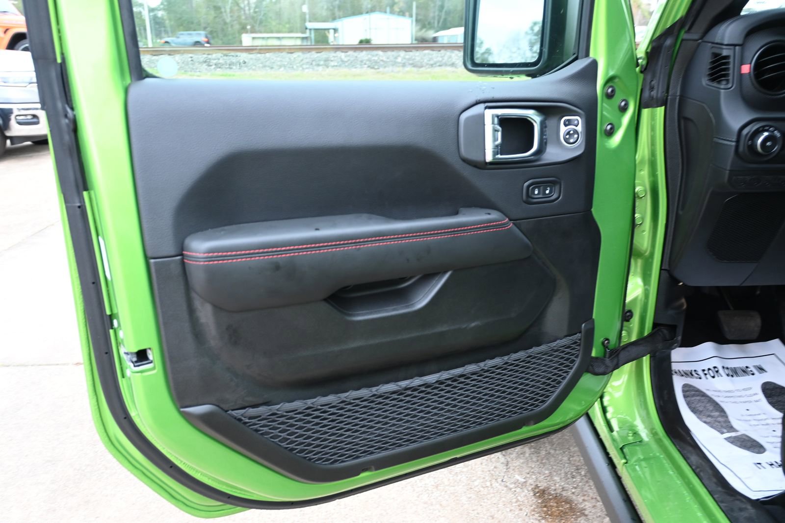 New 2025 Jeep Wrangler Unlimited Rubicon image 7