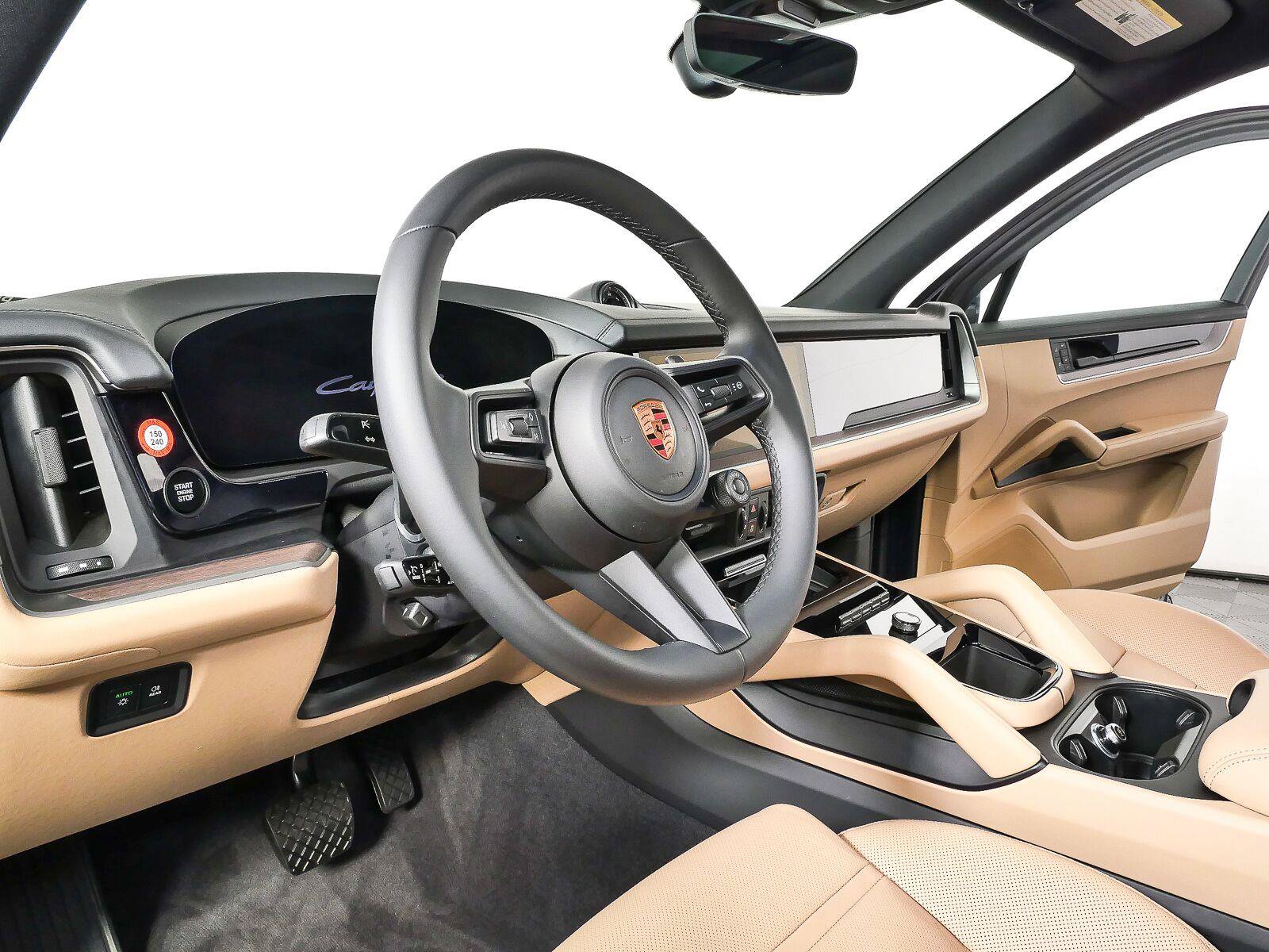 Certified 2026 Porsche Cayenne E-Hybrid AWD/4WD image 4