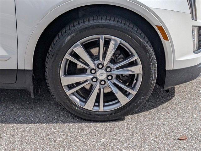 Used 2020 Cadillac XT5 Premium Luxury w/ LPO, Floor Liner Package image 9