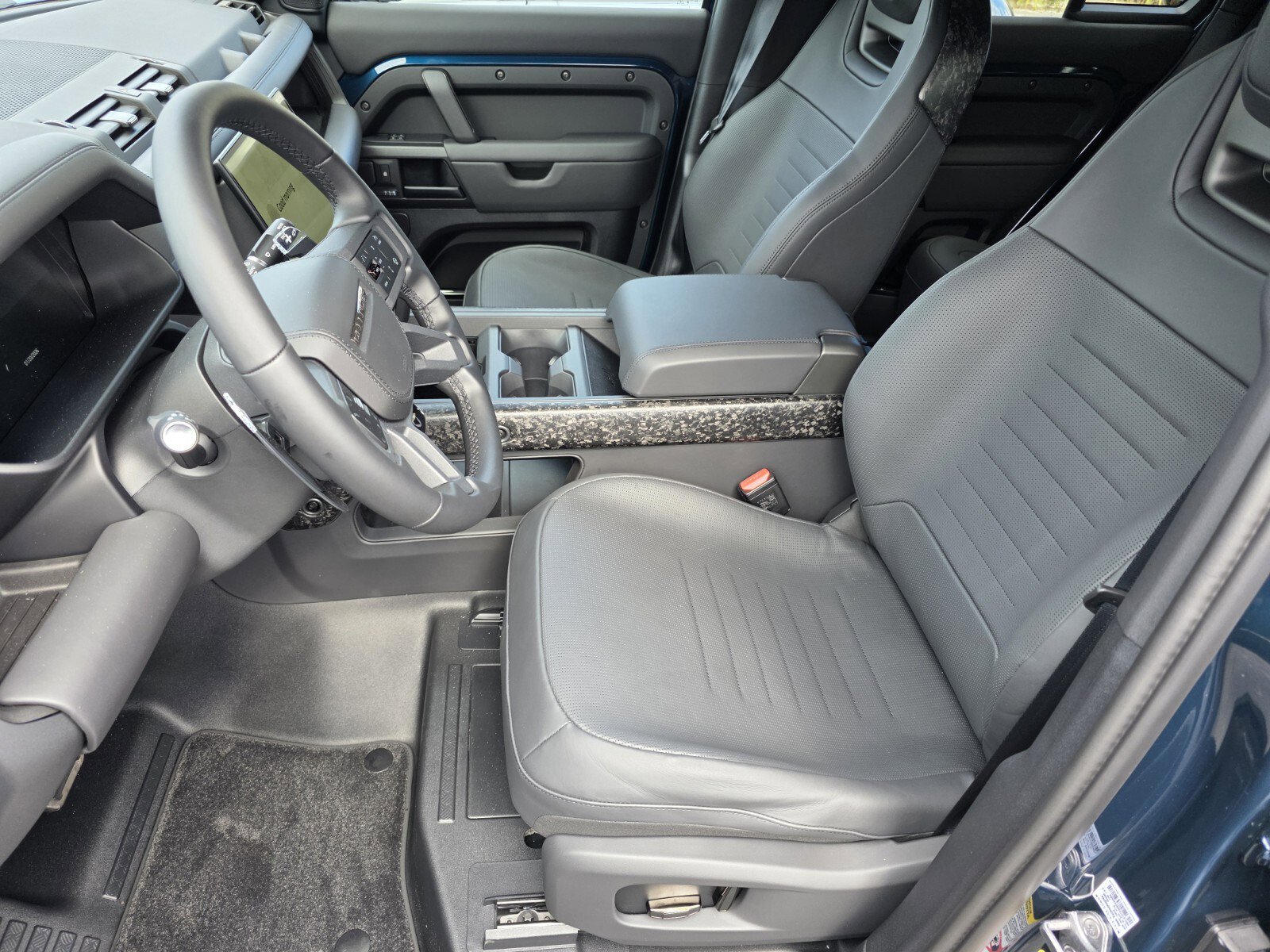 New 2026 Land Rover Defender 110 OCTA image 10