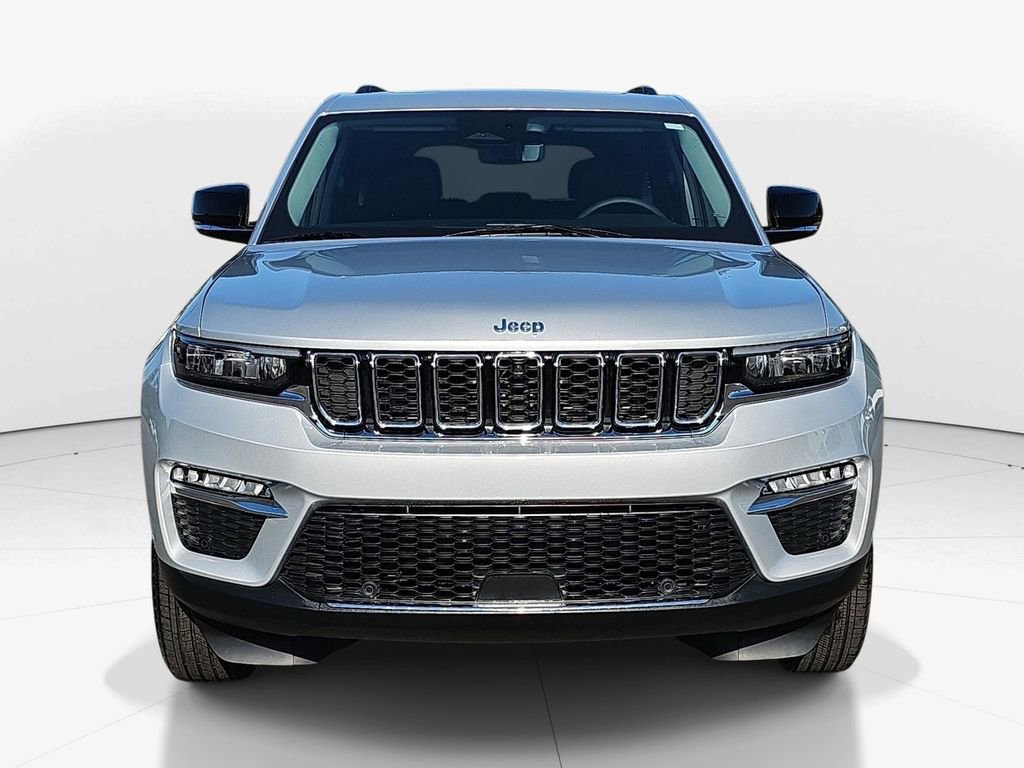 Used 2022 Jeep Grand Cherokee Limited 4xe w/ Luxury Tech Group II AWD/4WD image 12