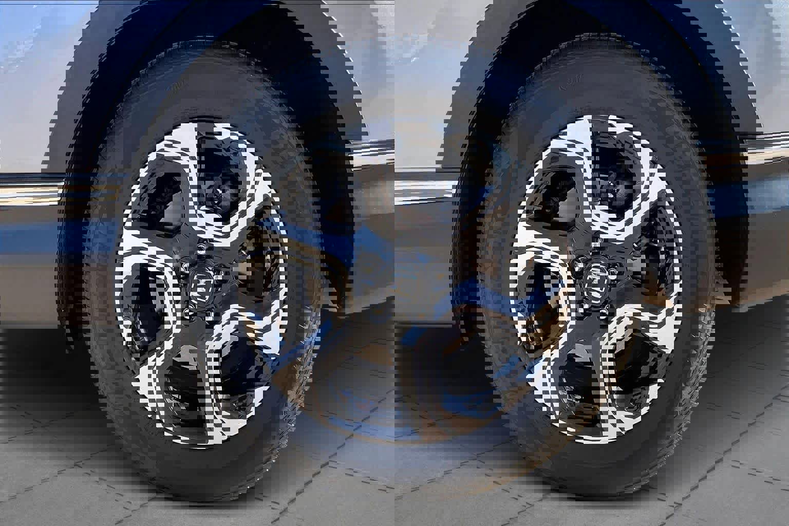 Used 2018 Honda CR-V Touring image 11