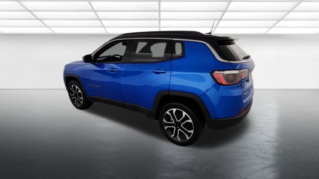 Used 2023 Jeep Compass Limited AWD/4WD image 6