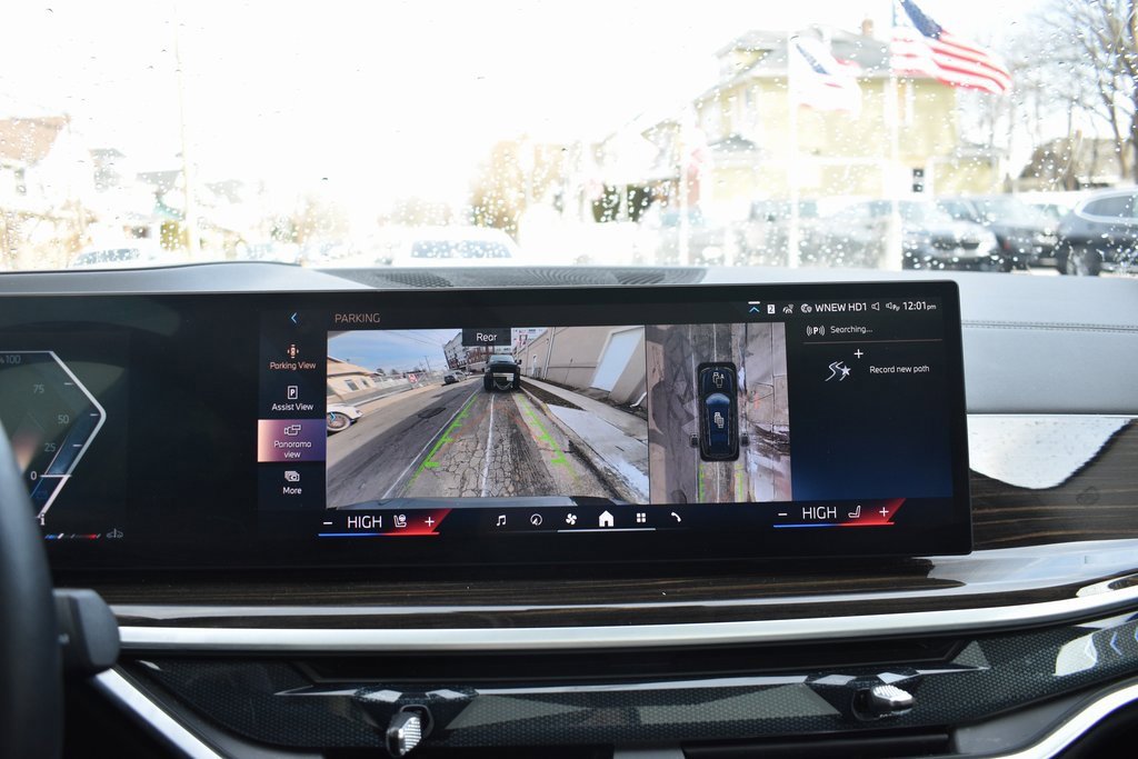 Used 2025 BMW X7 xDrive40i image 18