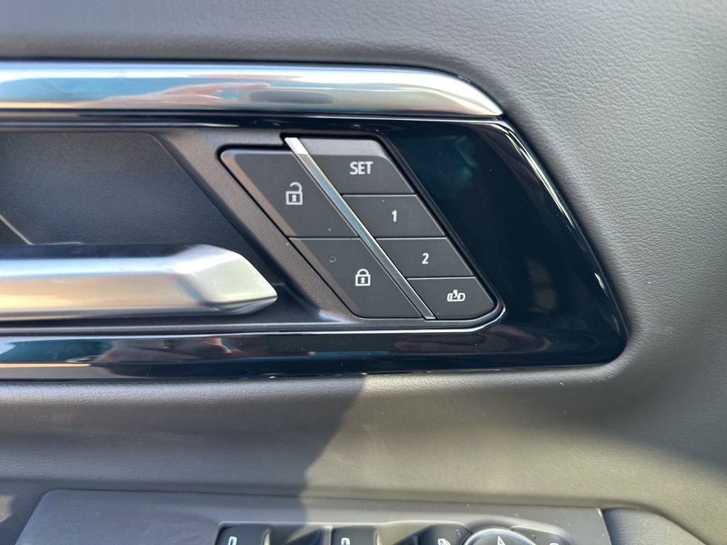 New 2025 Chevrolet Tahoe Premier w/ Sun And Tow Package image 8