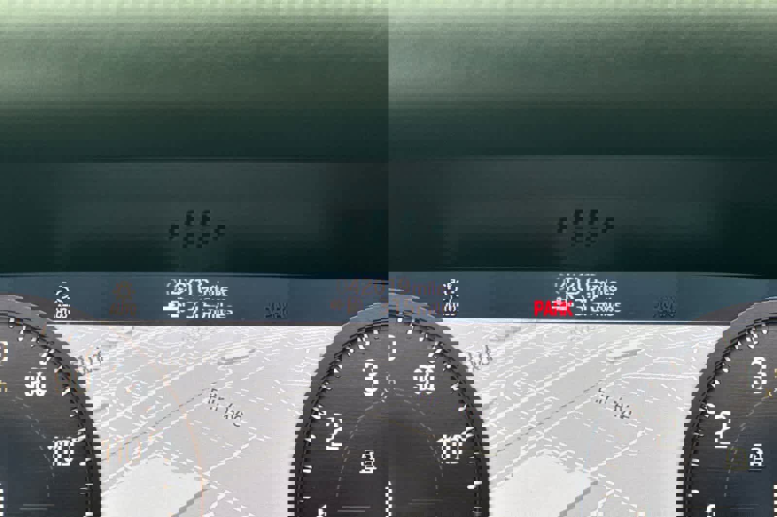 Used 2020 Land Rover Defender 110 HSE image 30