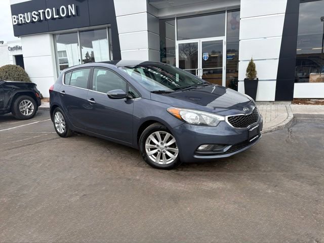 Used 2015 Kia Forte EX image 2