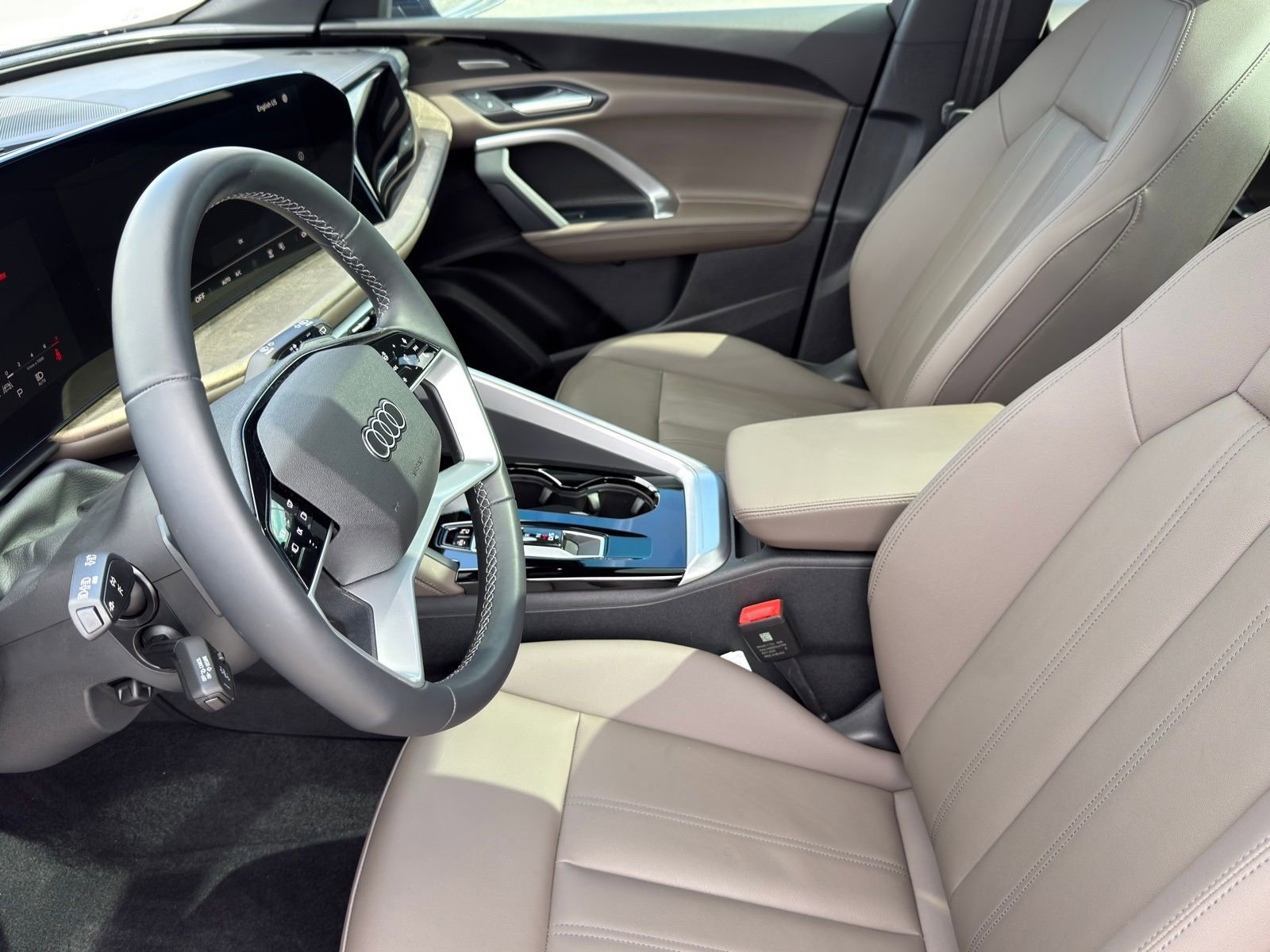 Certified 2025 Audi Q5 Premium Plus w/ Premium Plus image 11