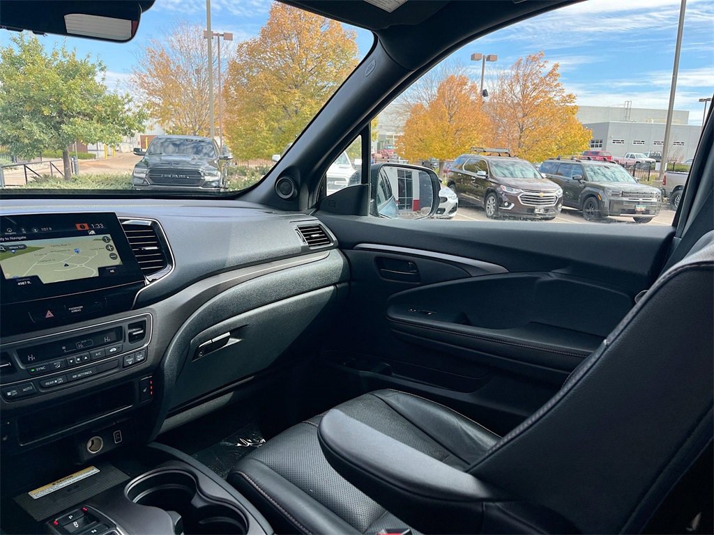 Used 2023 Honda Passport TrailSport image 25