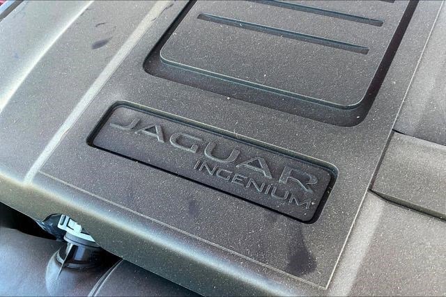 New 2024 Jaguar F-PACE R-Dynamic S image 39