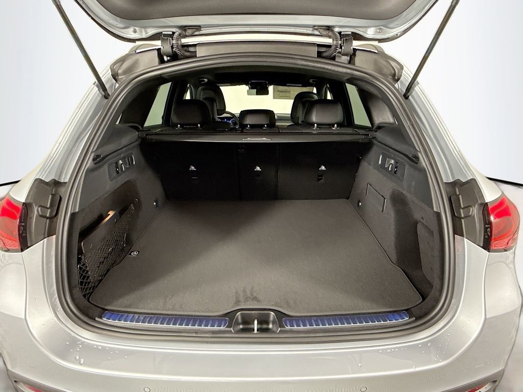 Used 2026 Mercedes-Benz GLC 300 4MATIC image 22