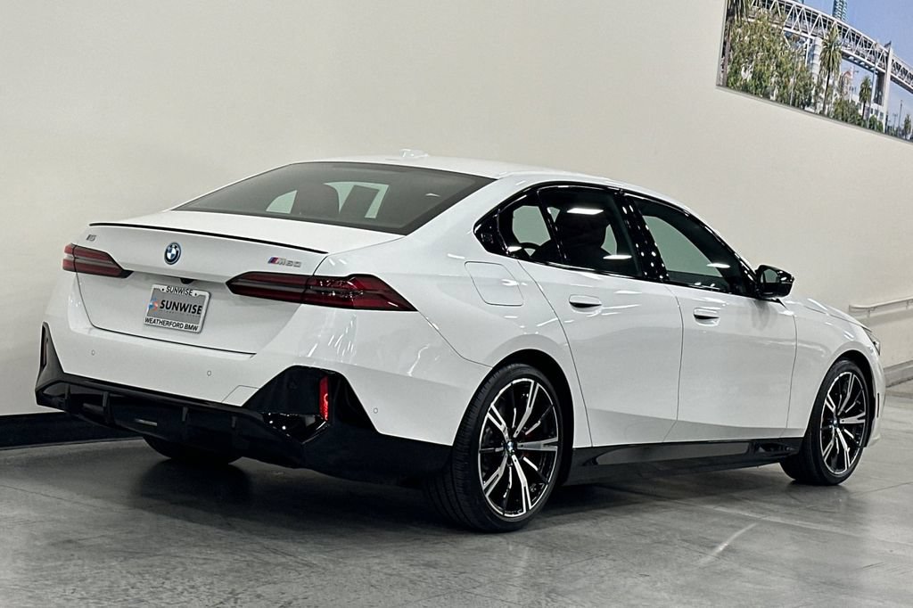 Used 2025 BMW i5 M60 w/ Premium Package AWD/4WD image 4