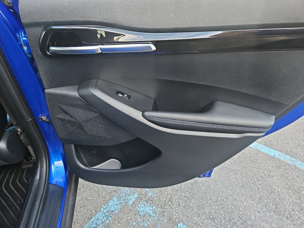 Used 2022 Kia Seltos Nightfall Edition image 18