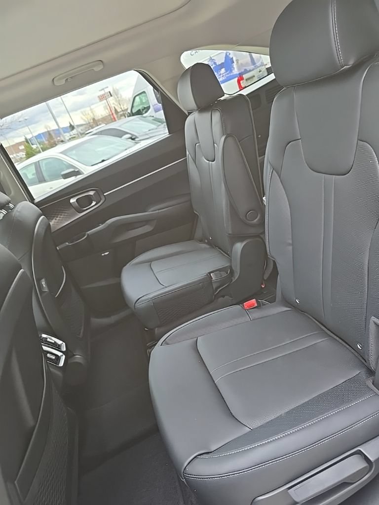 New 2026 Kia Sorento EX w/ EX Premium Package AWD/4WD image 14