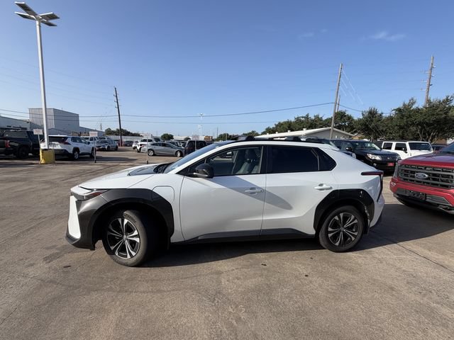 Used 2024 Toyota bZ4X FWD w/ Weather Package image 8