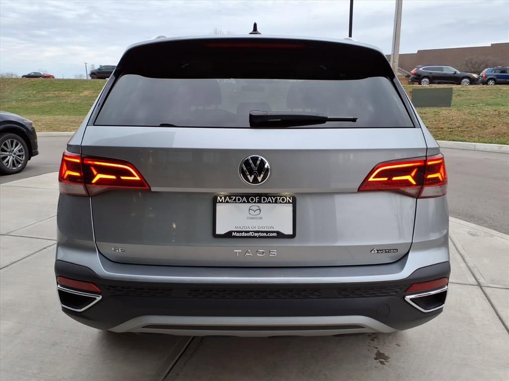 Used 2024 Volkswagen Taos SE image 6