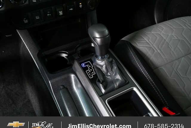 Used 2022 Toyota Tacoma TRD Sport w/ Technology Package AWD/4WD image 16