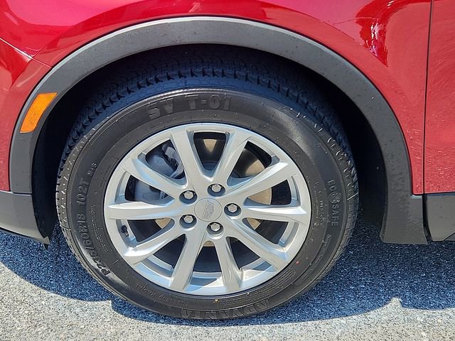 Certified 2023 Cadillac XT4 Luxury w/ Cold Weather Package AWD/4WD image 8