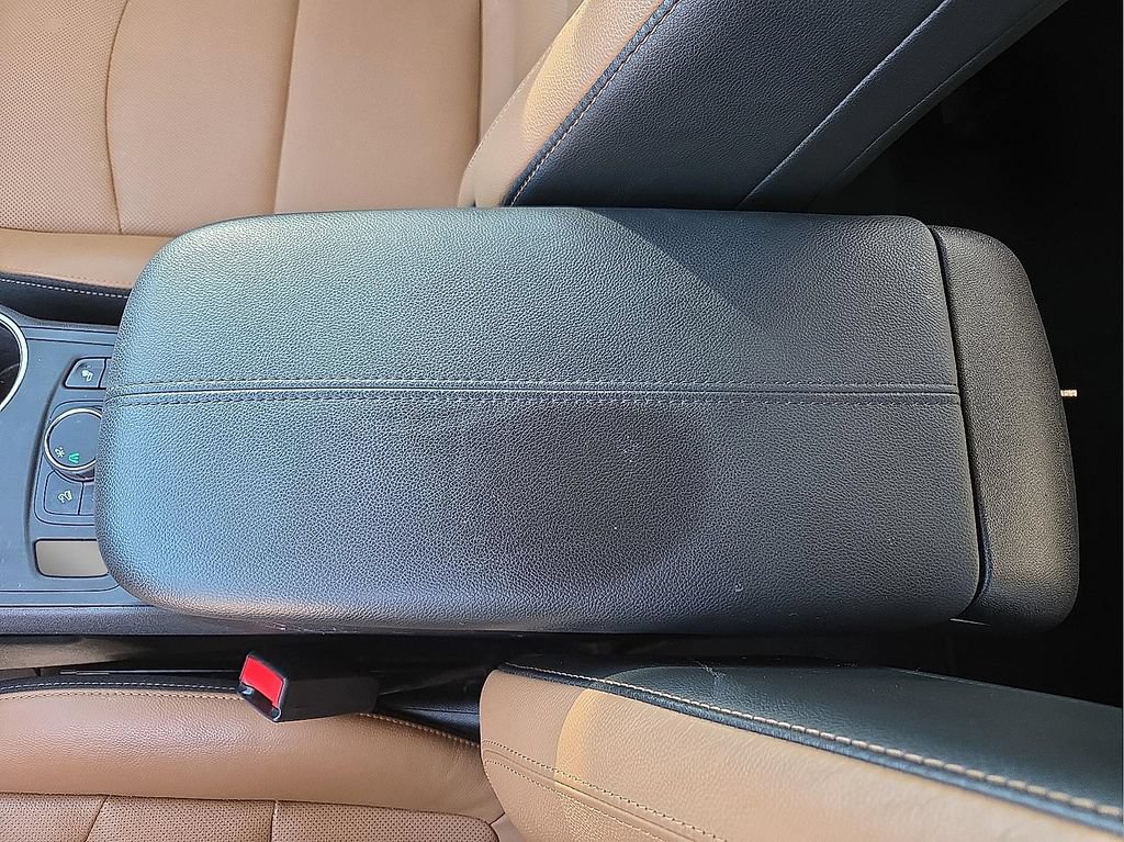 Used 2019 GMC Terrain SLT w/ Preferred Package FWD image 16