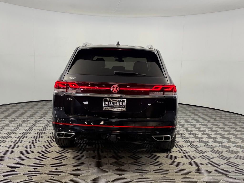 Used 2024 Volkswagen Atlas SEL Premium R-Line image 7