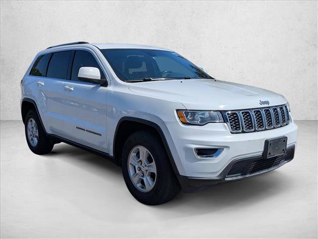 Used 2017 Jeep Grand Cherokee Laredo w/ Quick Order Package 2BE image 3