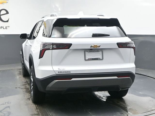 Used 2025 Chevrolet Equinox LT w/ Convenience Package II image 35