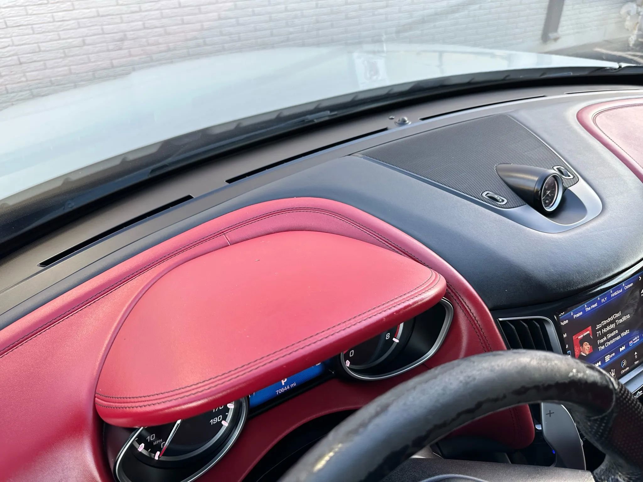 Used 2017 Maserati Levante w/ Sport Package image 35