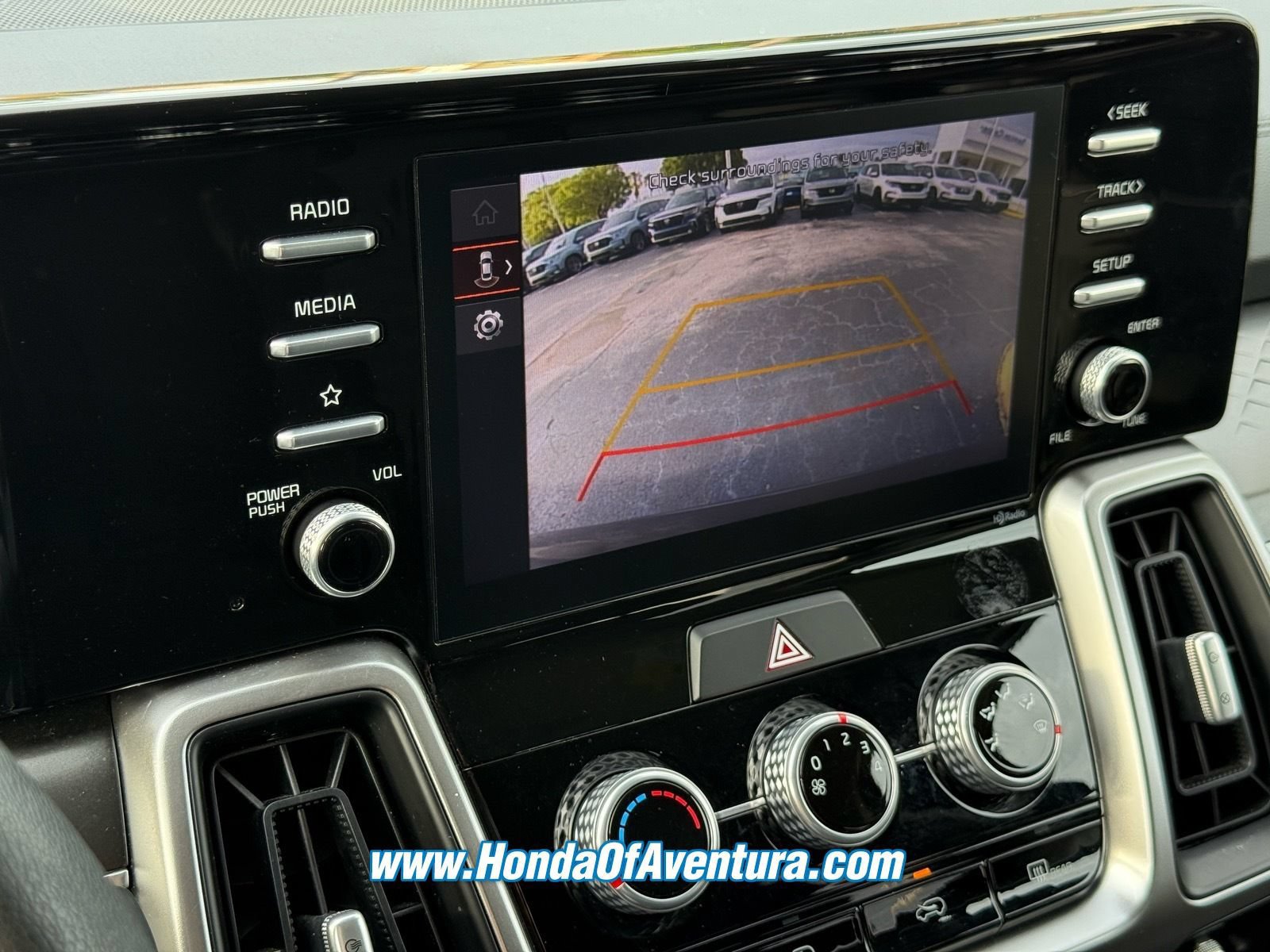 Used 2022 Kia Sorento LX AWD/4WD image 24