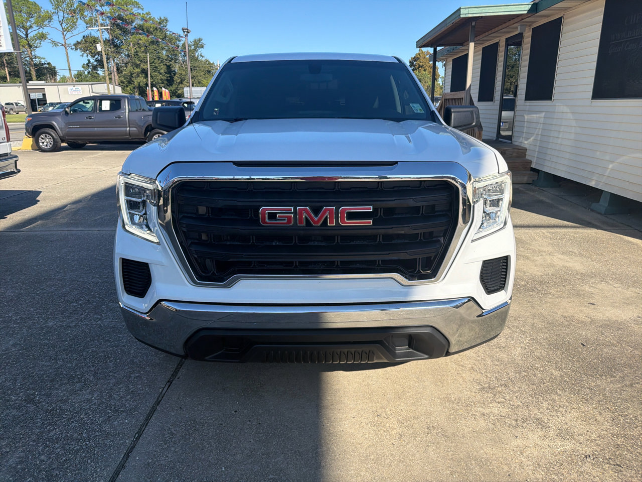 Used 2021 GMC Sierra 1500 2WD Crew Cab w/ Sierra Value Package image 12